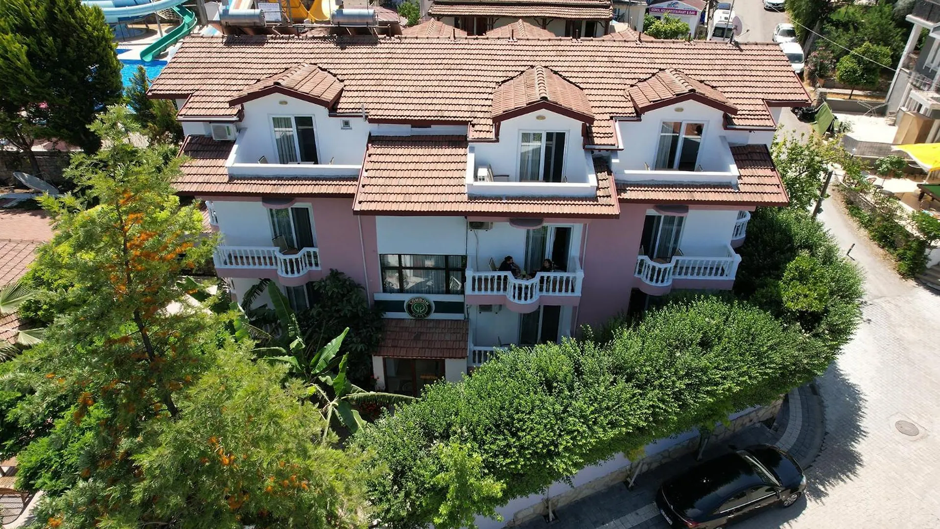 London Hotel Oludeniz 3*,